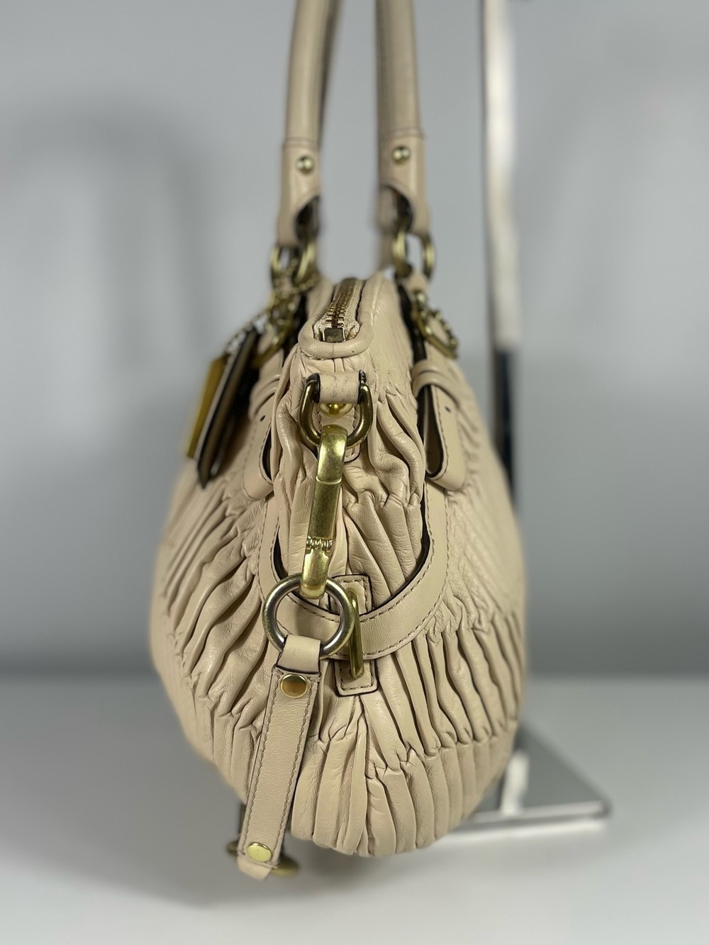 Authentic Coach Madison Gathered Leather Sophia Satchel Bag 15942 - Picture 9 of 14